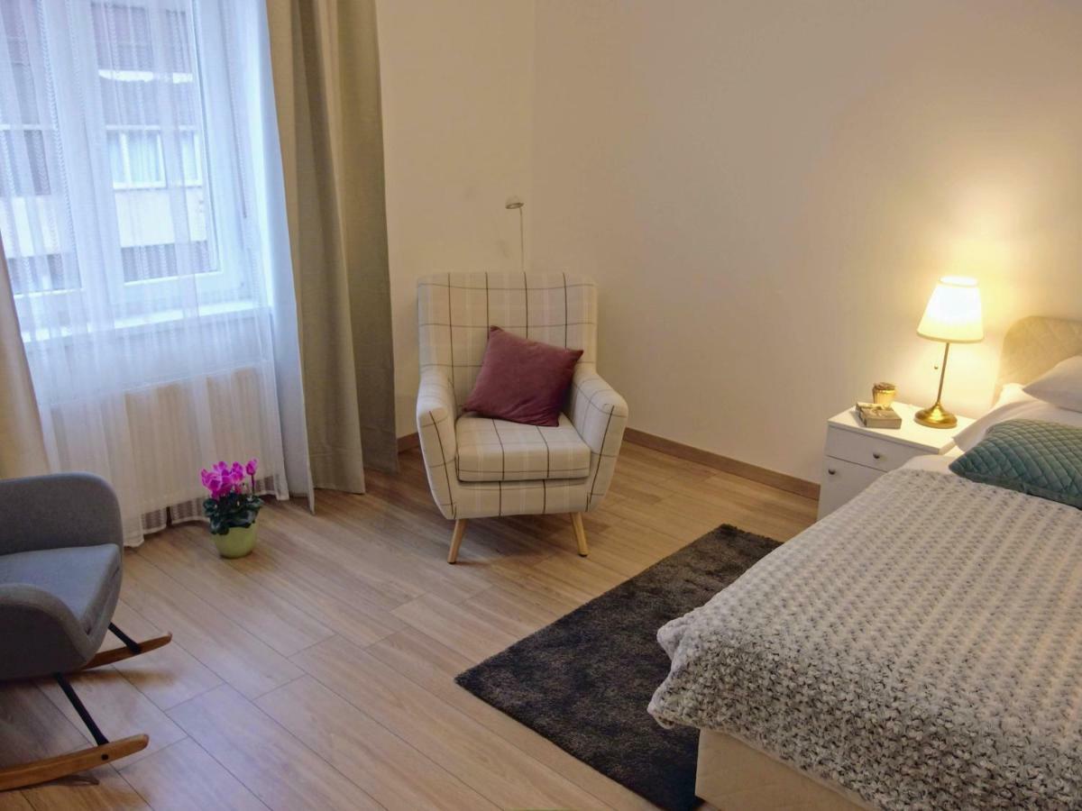 Sedaki Apartments In The Center Of ซาเกร็บ ภายนอก รูปภาพ